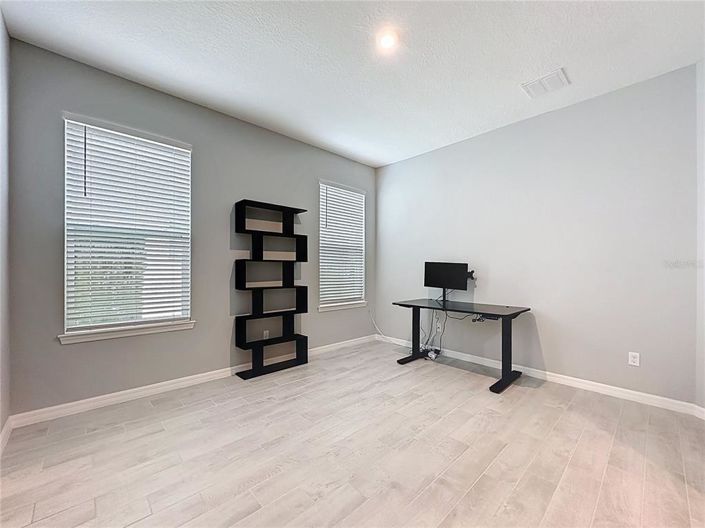 Image No.13-4 Bed House for sale