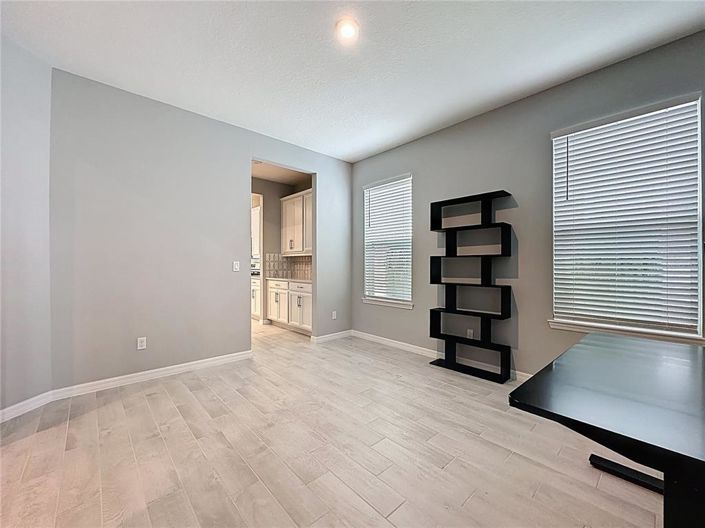 Image No.16-4 Bed House for sale