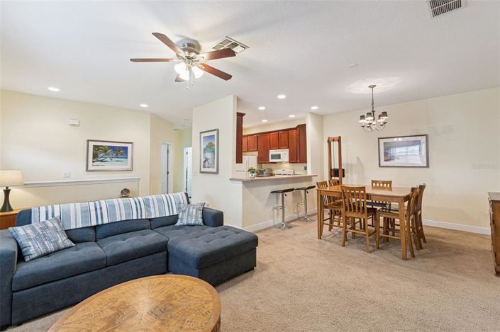 Image No.6-3 Bed Townhouse for sale