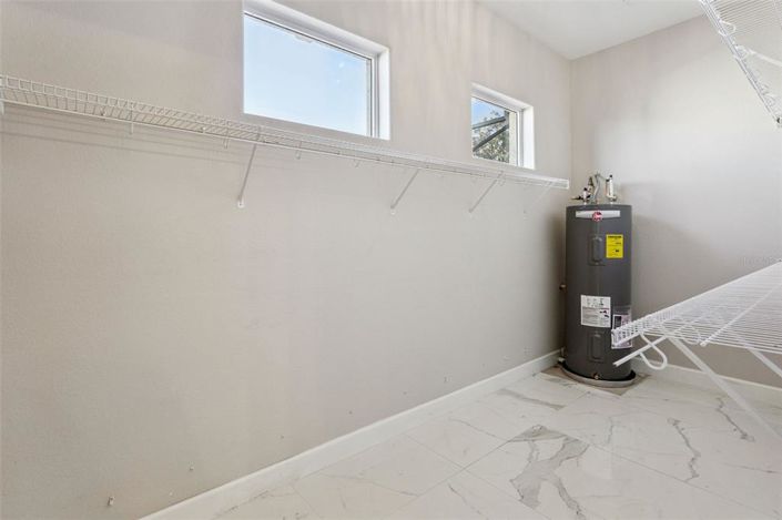 Image No.24-4 Bed House for sale