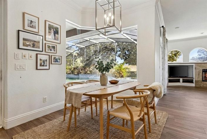 Image No.27-4 Bed House for sale