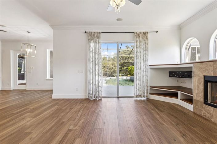 Image No.32-4 Bed House for sale