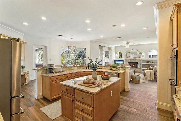 Image No.33-4 Bed House for sale