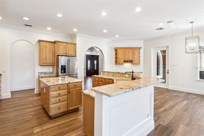 Image No.36-4 Bed House for sale