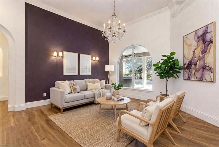 Image No.9-4 Bed House for sale