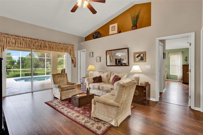 Image No.8-Maison de 3 chambres à vendre à Saint John