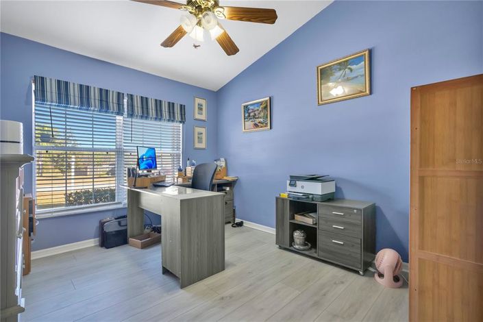 Image No.21-3 Bed House for sale