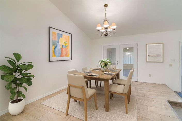 Image No.7-4 Bed House for sale