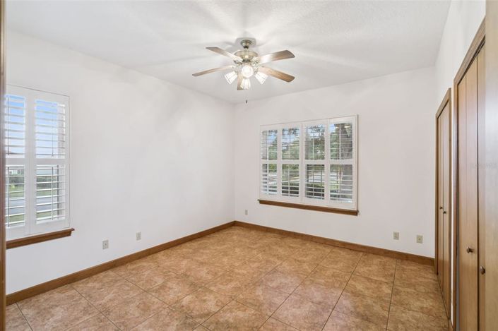 Image No.13-3 Bed House for sale