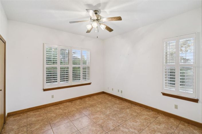 Image No.14-3 Bed House for sale