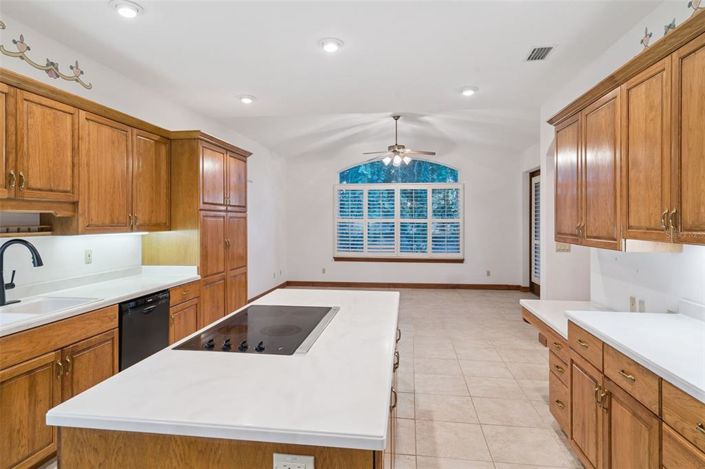 Image No.6-3 Bed House for sale