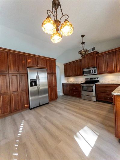 Image No.14-3 Bed House for sale