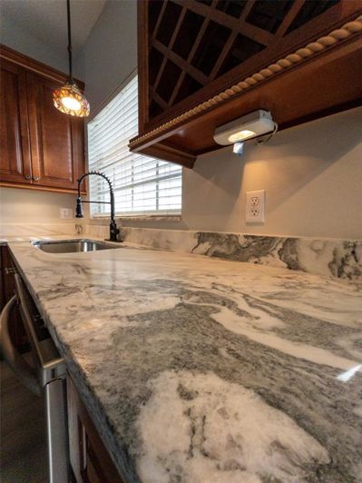 Image No.18-3 Bed House for sale