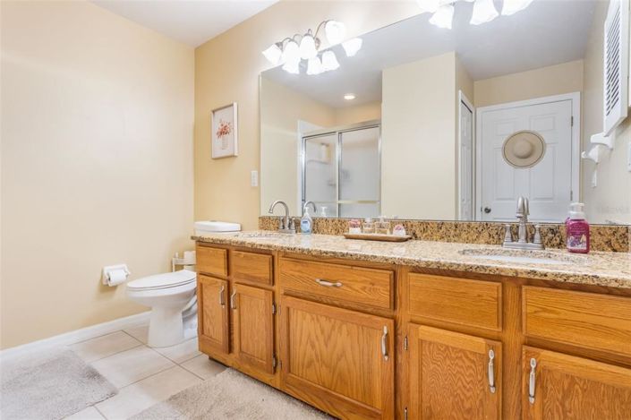 Image No.14-2 Bed Townhouse for sale