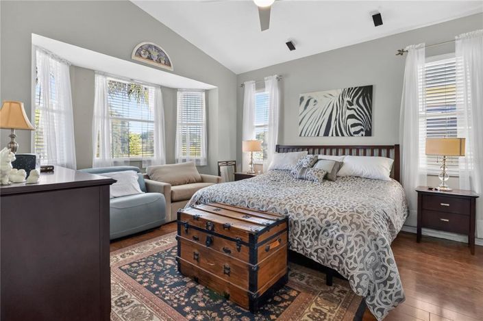 Image No.18-2 Bed House for sale