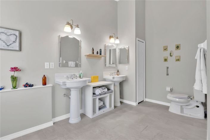 Image No.20-2 Bed House for sale