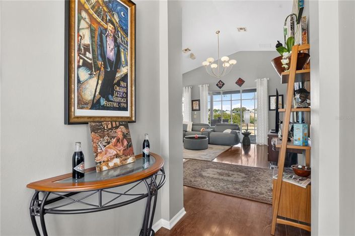 Image No.7-2 Bed House for sale