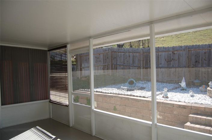 Image No.17-3 Bed House for sale