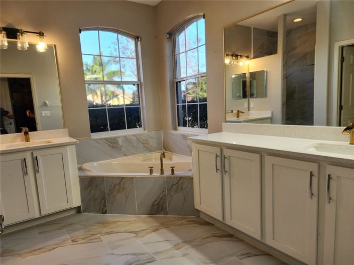 Image No.18-Maison de 4 chambres à vendre à Saint John