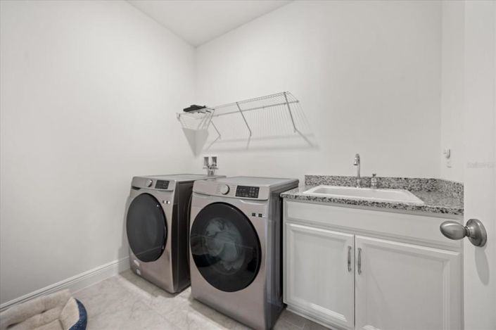 Image No.12-5 Bed House for sale