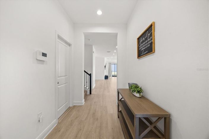 Image No.3-5 Bed House for sale