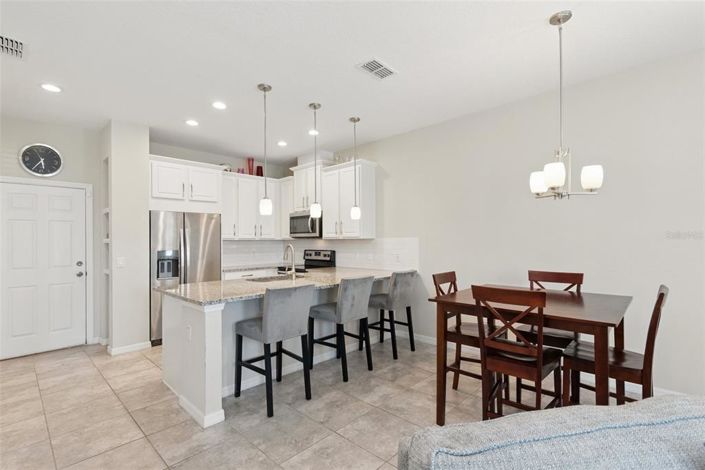 Image No.15-3 Bed Townhouse for sale