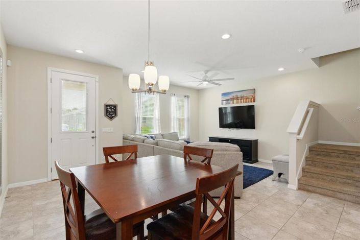 Image No.17-3 Bed Townhouse for sale