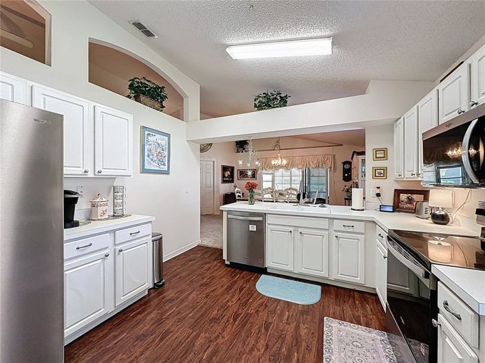 Image No.27-2 Bed House for sale