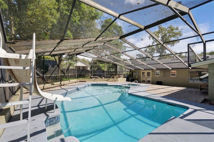 Image No.6-3 Bed House for sale