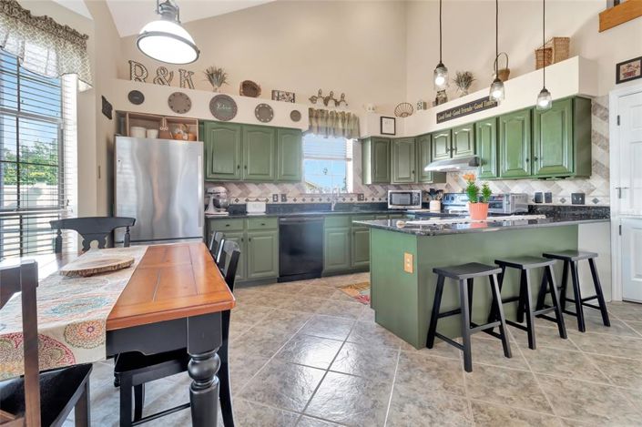 Image No.7-4 Bed House for sale