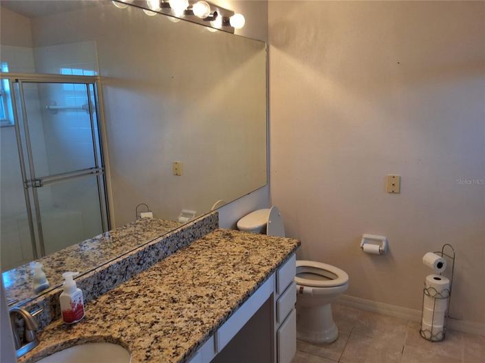 Image No.11-2 Bed House for sale