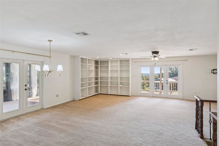 Image No.25-3 Bed House for sale