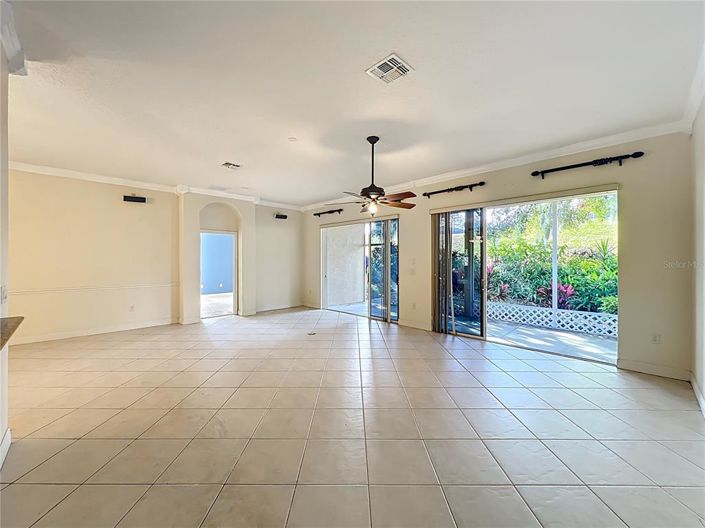 Image No.13-3 Bed House for sale