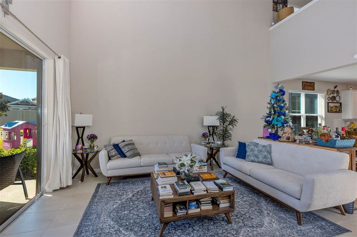 Image No.11-4 Bed House for sale