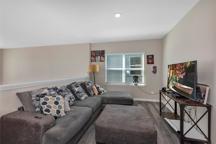 Image No.19-4 Bed House for sale