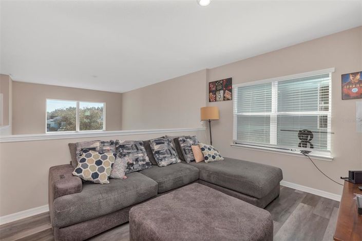 Image No.20-4 Bed House for sale