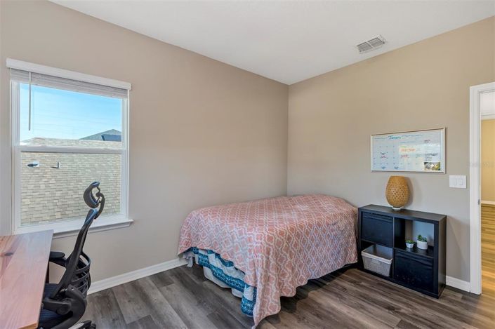 Image No.25-4 Bed House for sale