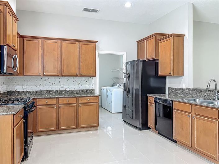 Image No.17-Maison de 4 chambres à vendre à Saint John