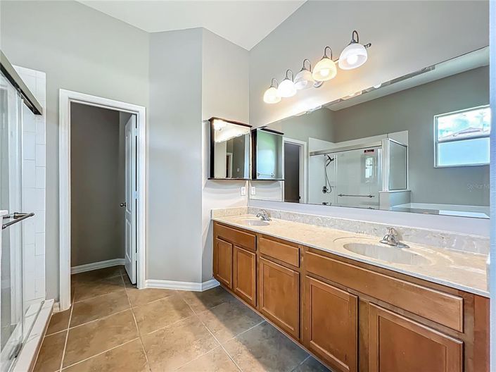 Image No.21-Maison de 4 chambres à vendre à Saint John