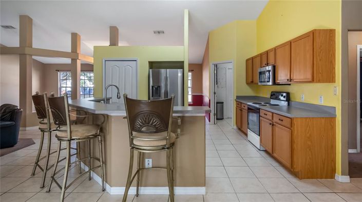 Image No.12-4 Bed House for sale