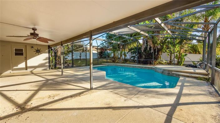 Image No.30-4 Bed House for sale