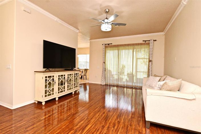 Image No.12-3 Bed House for sale