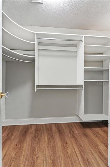 Image No.46-5 Bed House for sale