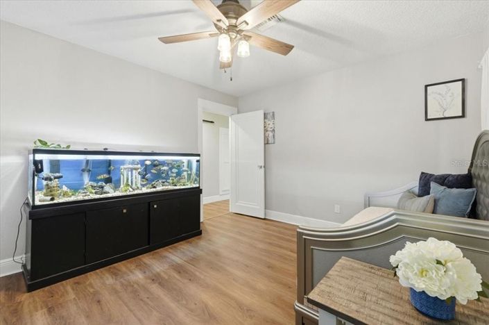 Image No.49-5 Bed House for sale