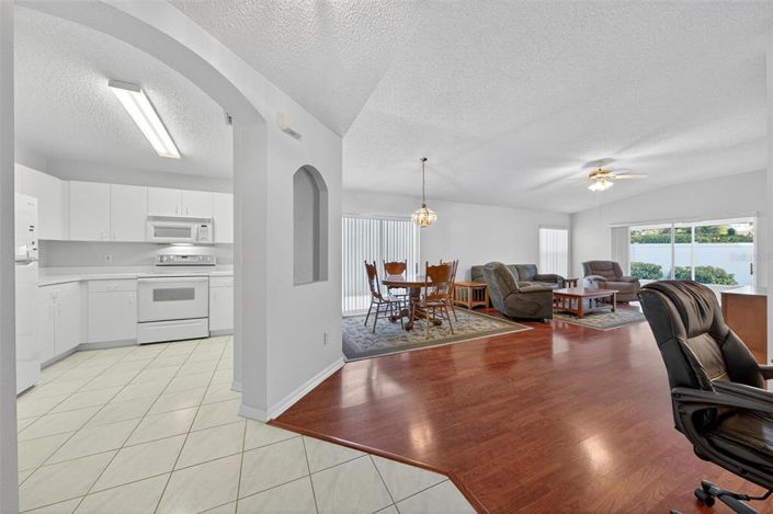 Image No.8-Maison de 2 chambres à vendre à Saint John