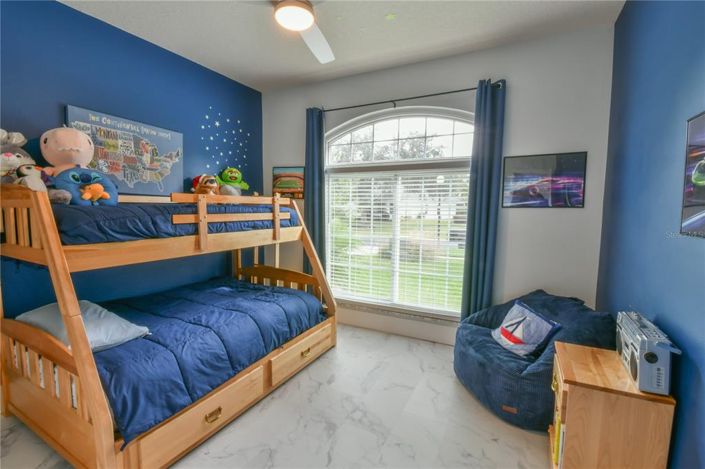 Image No.15-3 Bed House for sale