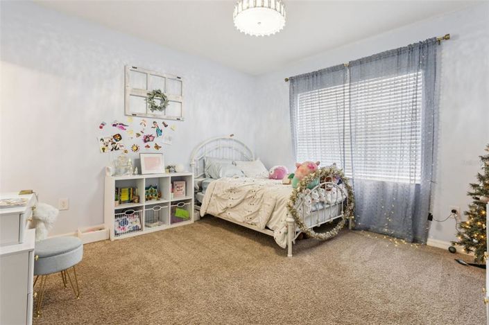 Image No.19-4 Bed House for sale