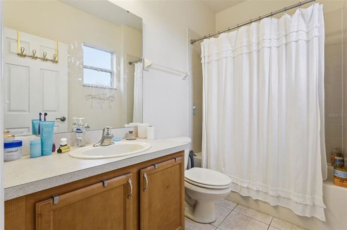 Image No.21-4 Bed House for sale