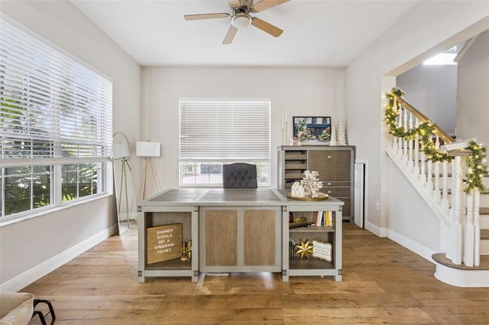 Image No.3-4 Bed House for sale