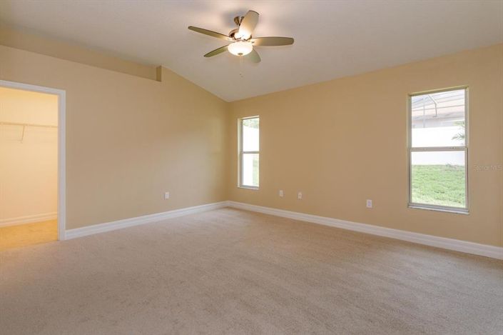 Image No.18-4 Bed House for sale